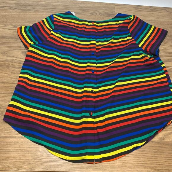 Torrid Strong Rainbow Striped Blouse Button Down Back Size 0 Womens Top - Picture 6 of 7